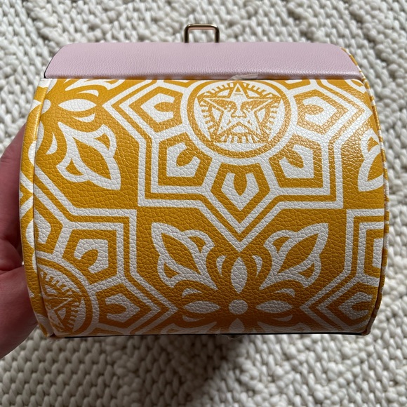 Vlando | Pink Yellow Faux Leather Jewelry Case - Picture 8 of 16